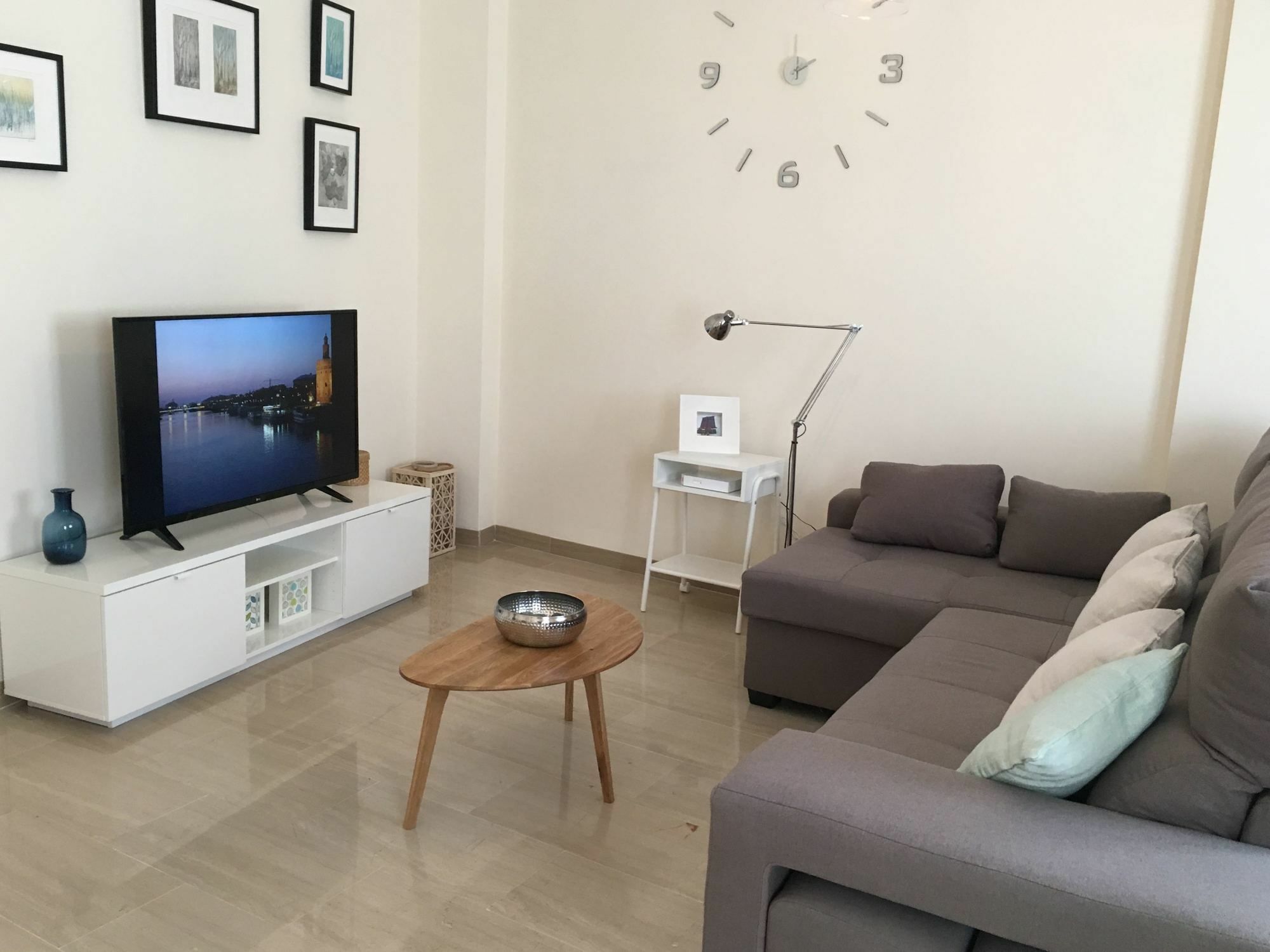 Teodosio Apartment Free Parking & Central Ac Sevilla Eksteriør bilde